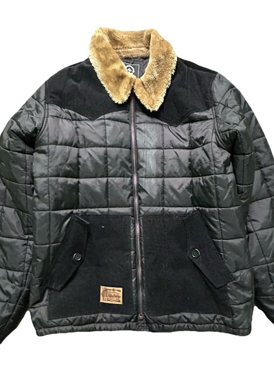 Jackets & Blazers - NWOT Men’s Black Winter Puffer Jacket Corduroy Fur Neck Size Large